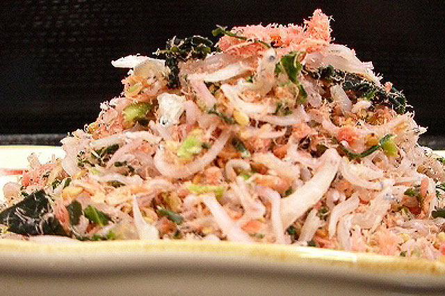 鮭魚小魚拌飯料(鮭ちりめん)-80g	